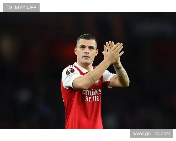 哈里斯梅开二度助门兴取胜 荣膺本轮最佳球员称号